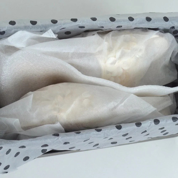 NIB ISSAC MIZRAHI  FRAN NATURAL COLOR SANDAL SIZE 6M SOLD OUT - Picture 4 of 4